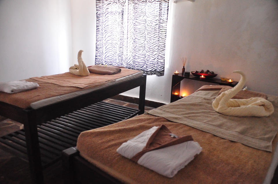 couples-massage-686385_960_720