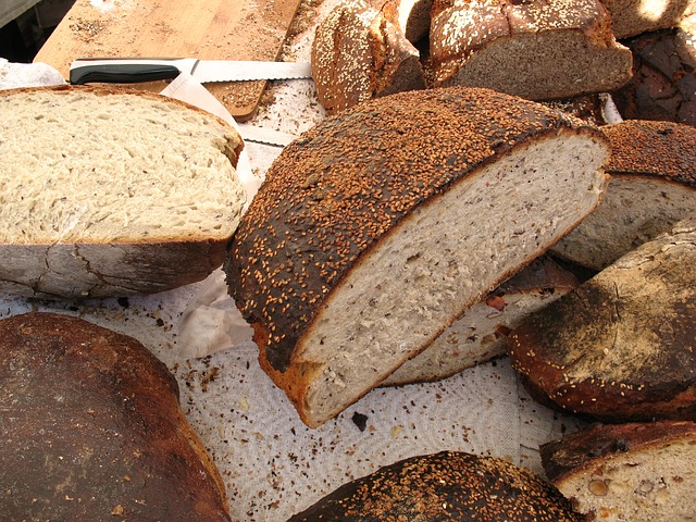 bread-749185_640