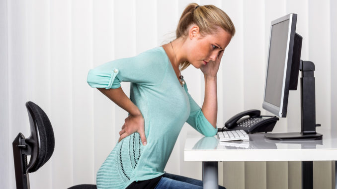 corriger sa posture en position assise